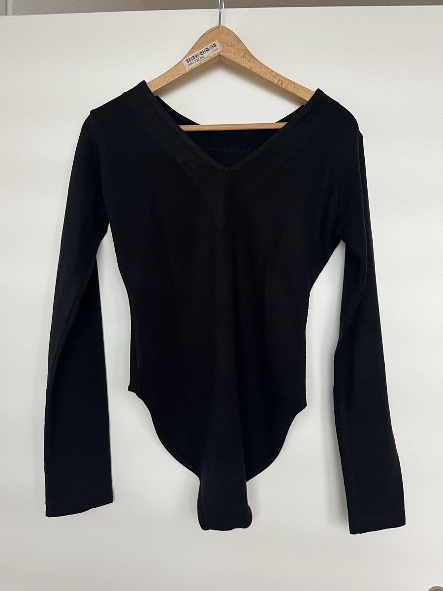 Top: Body noir – Usato da Neuchâtel venduto da Ariane_vn00 1