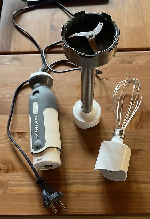 Appareils de cuisine: Kennwood Stabmixer 700W – D'occasion à Emdthal par bak_p82z