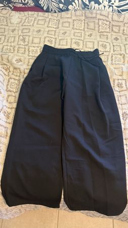 Bershka Baggy Anzugshose grösse M