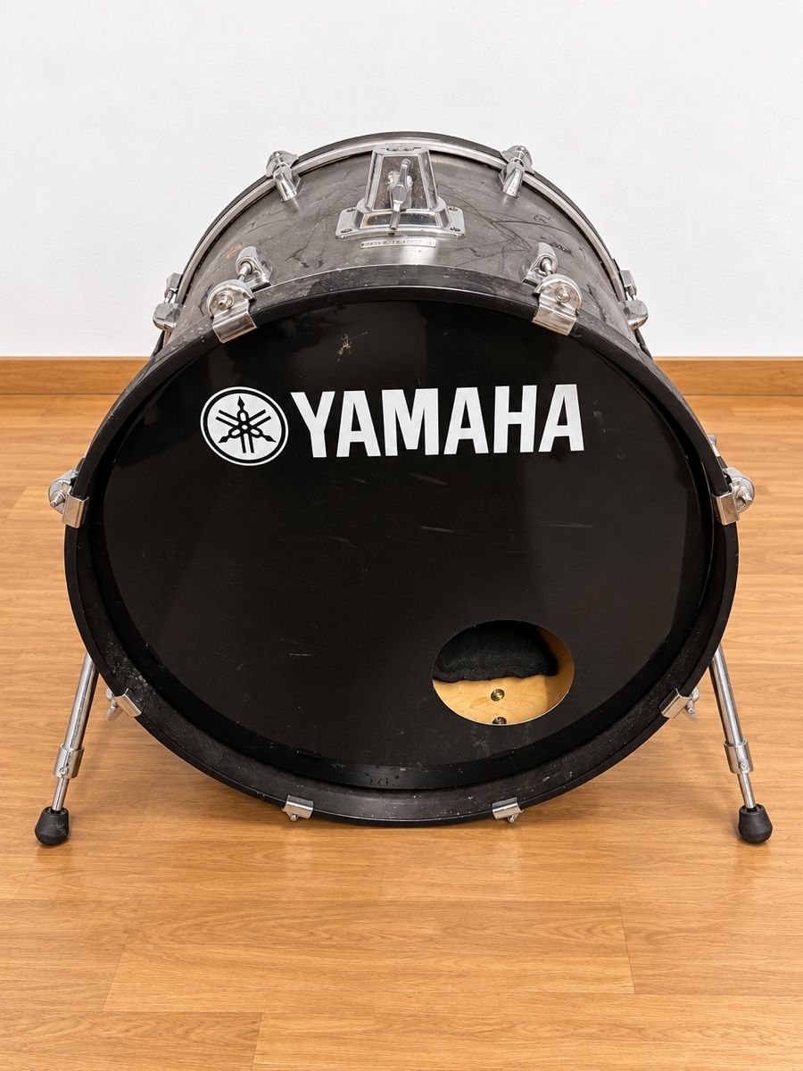 Yamaha Strumenti musicali: Yamaha Stage Custom mit Becken, Hardware und Hocker – Usato da Buchrain venduto da Lama6 1