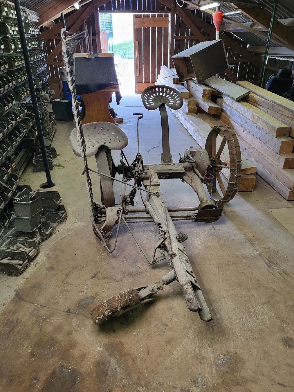 Aebi Toutes les machines: Pferde Mähmaschine – D'occasion à Matzendorf par Chm1