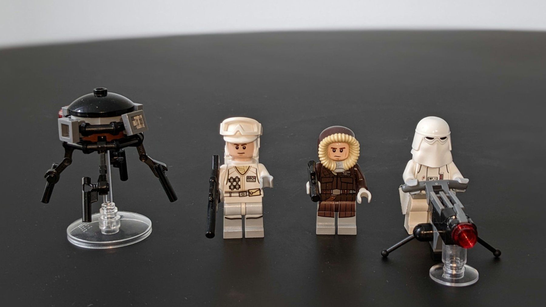 Lego Baukästen: LEGO STAR WARS 75138 - Hoth attack – Gebraucht aus lausanne von  2