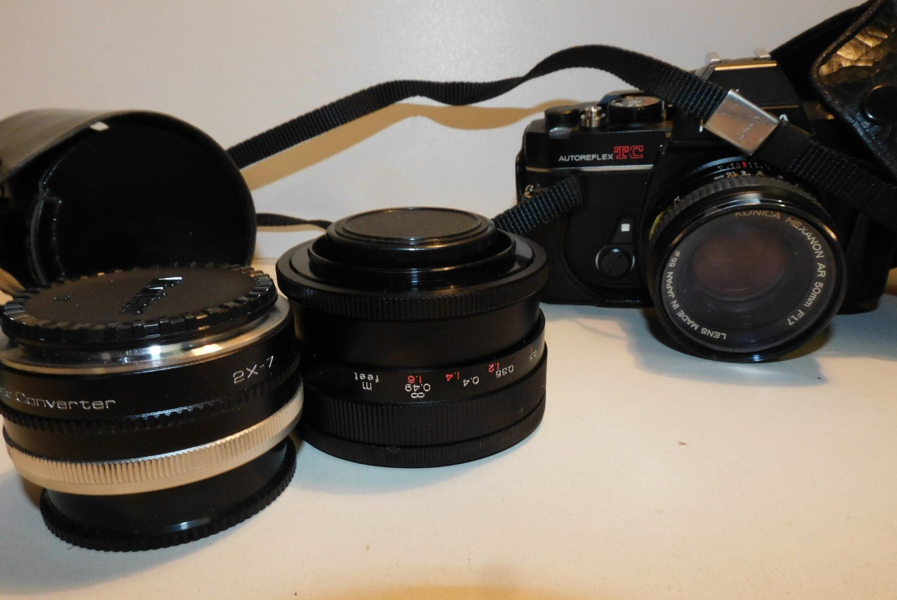 Konica Kamera: Fotoausrüstung Konica Autoreflex TC mit 2 Objektiven – Gebraucht aus Sursee von 76 9