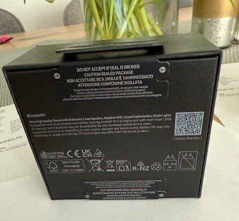 Samsung Kopfhörer: Samsung Galaxy Buds3 Pro – Neu und originalverpackt aus Egg b. Zürich von lipe96 4