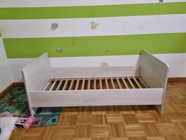 Kinderbett + Matratze + Duvet + Bettwäsche