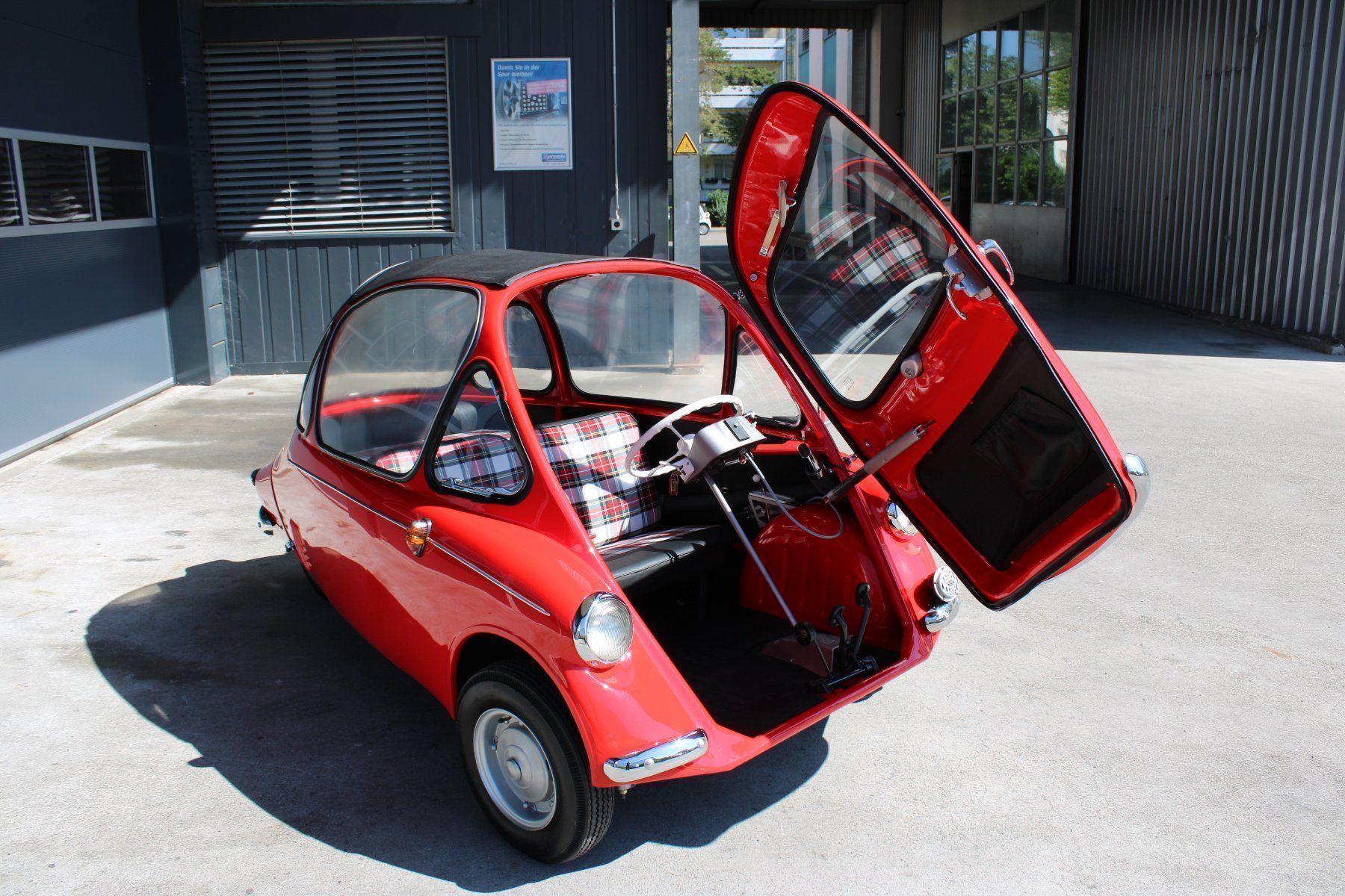 Heinkel Automobili: Heinkel Kabinenroller – Usato da Oberengstringen venduto da abarth08 6