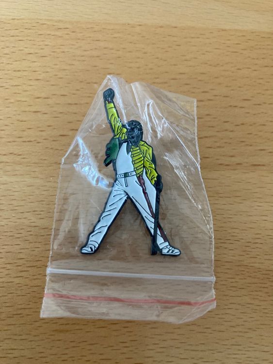 Freddie Mercury Pin Anstecker Pop Punk Metal Rock Band | Kaufen auf Ricardo