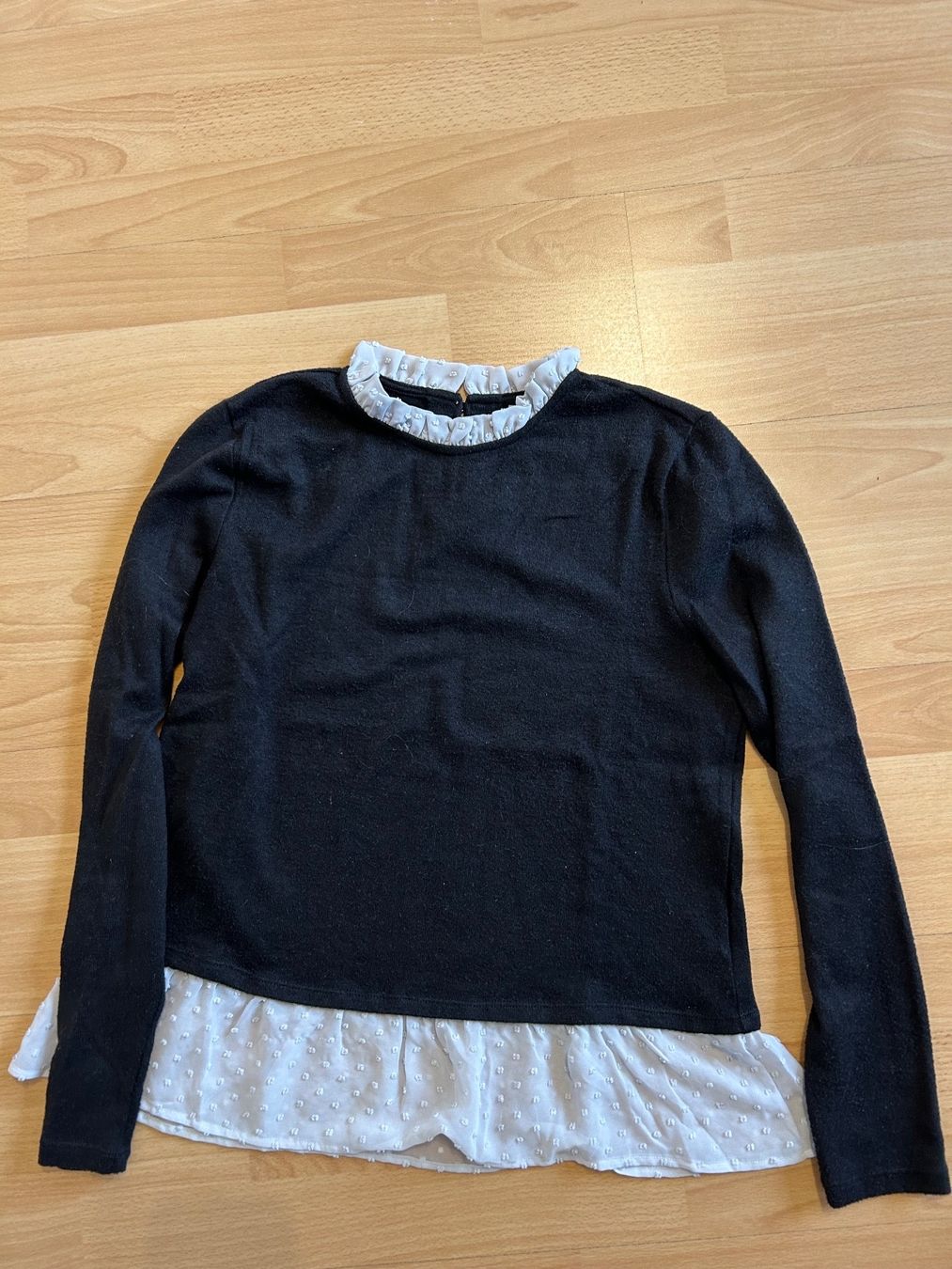 Maglioni & Felpe: Pullover mit Rüsche Grösse S – Usato da Biel/Bienne venduto da SandraDG