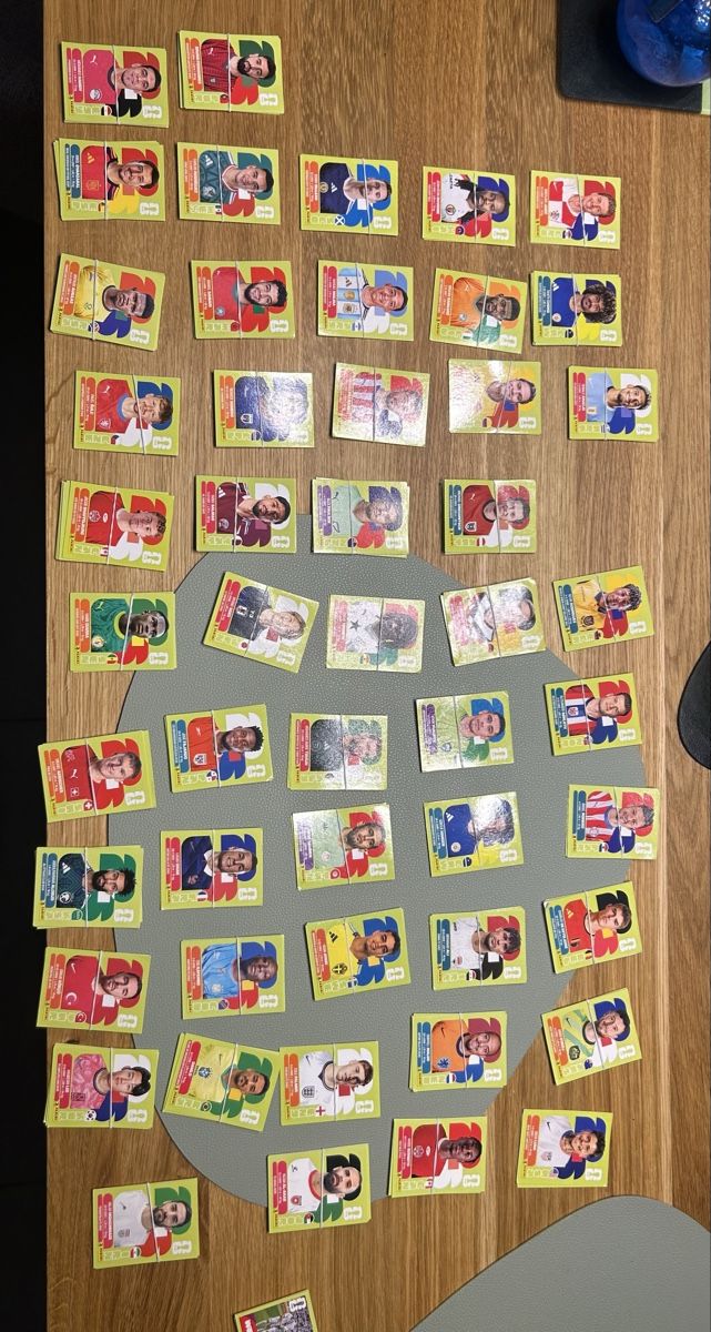 Panini Sammelbilder & Trading cards: Panini wm 26 – Gebraucht aus Pfyn von Derwebdesigner