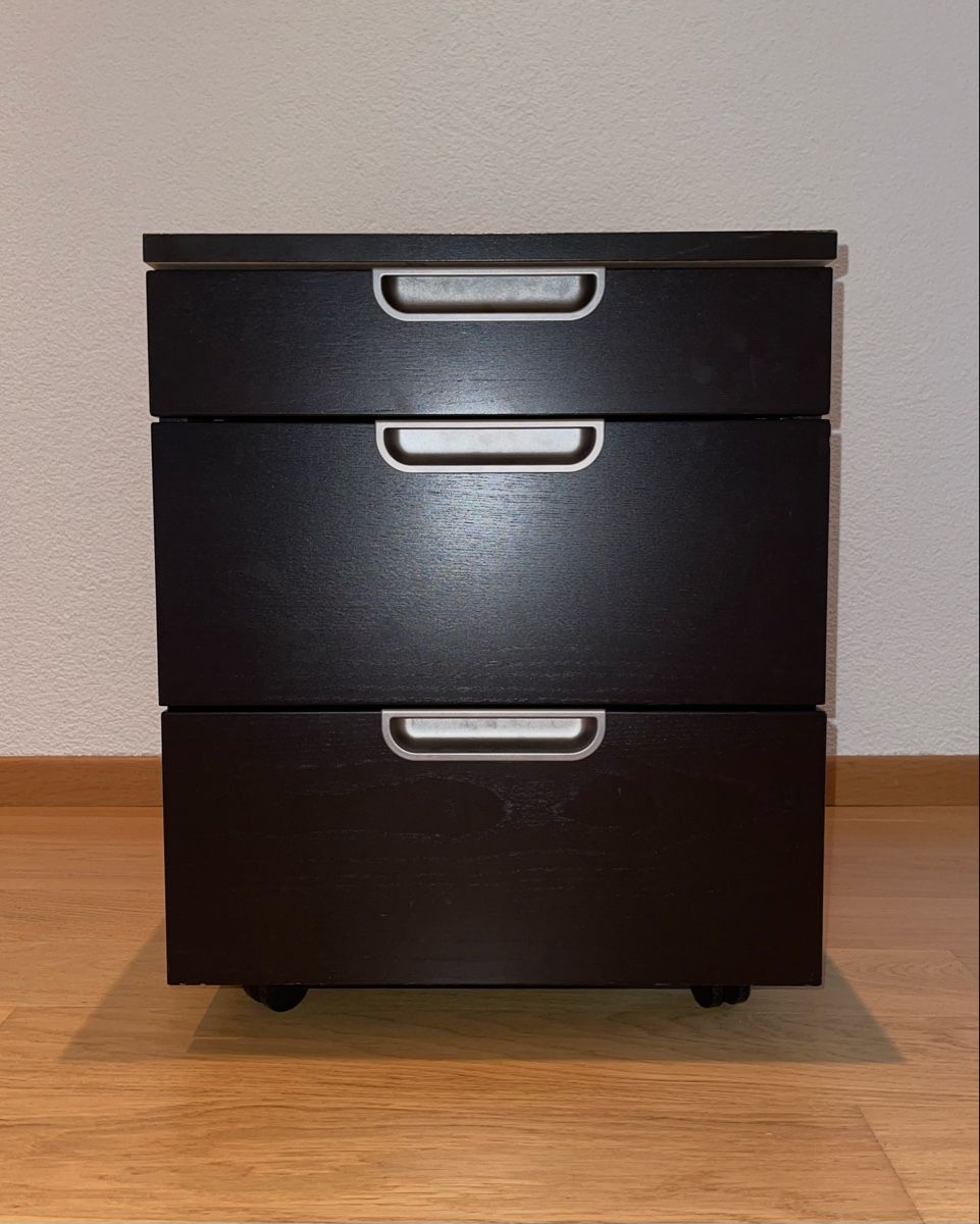 Ikea Cassettiere: Officemöbel Galant  (Ikea) – Usato da Zürich venduto da nor_hcp8