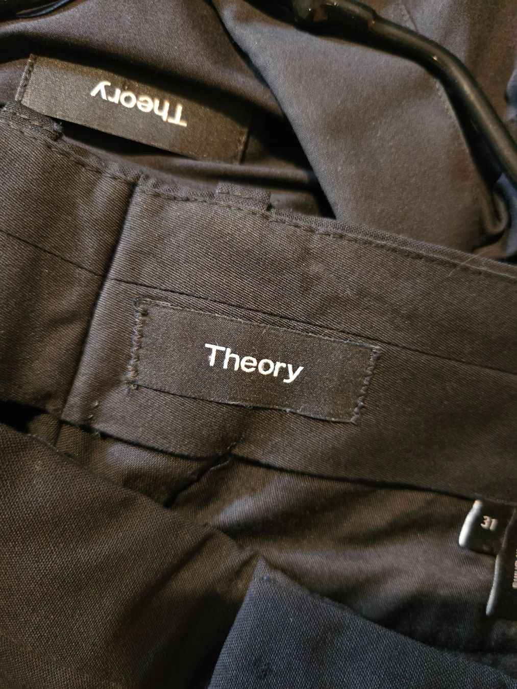 Theory Pantaloni: Theory, Anzug Hose, Schwarz, Gr.31 – Usato da Basel venduto da noah27 1
