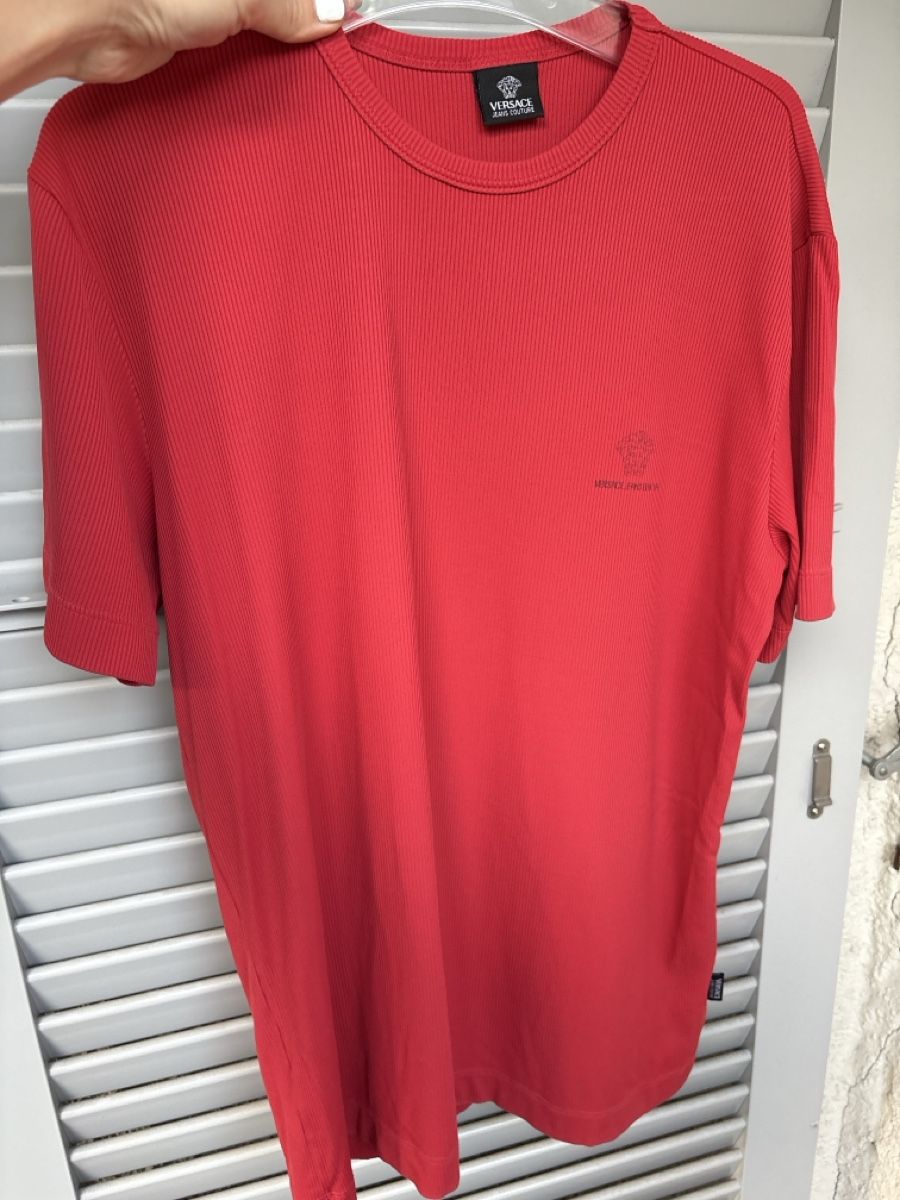 Versace T-shirt: Versace Jeans Couture T-Shirt – Usato da Bern venduto da LoveVintageY2K
