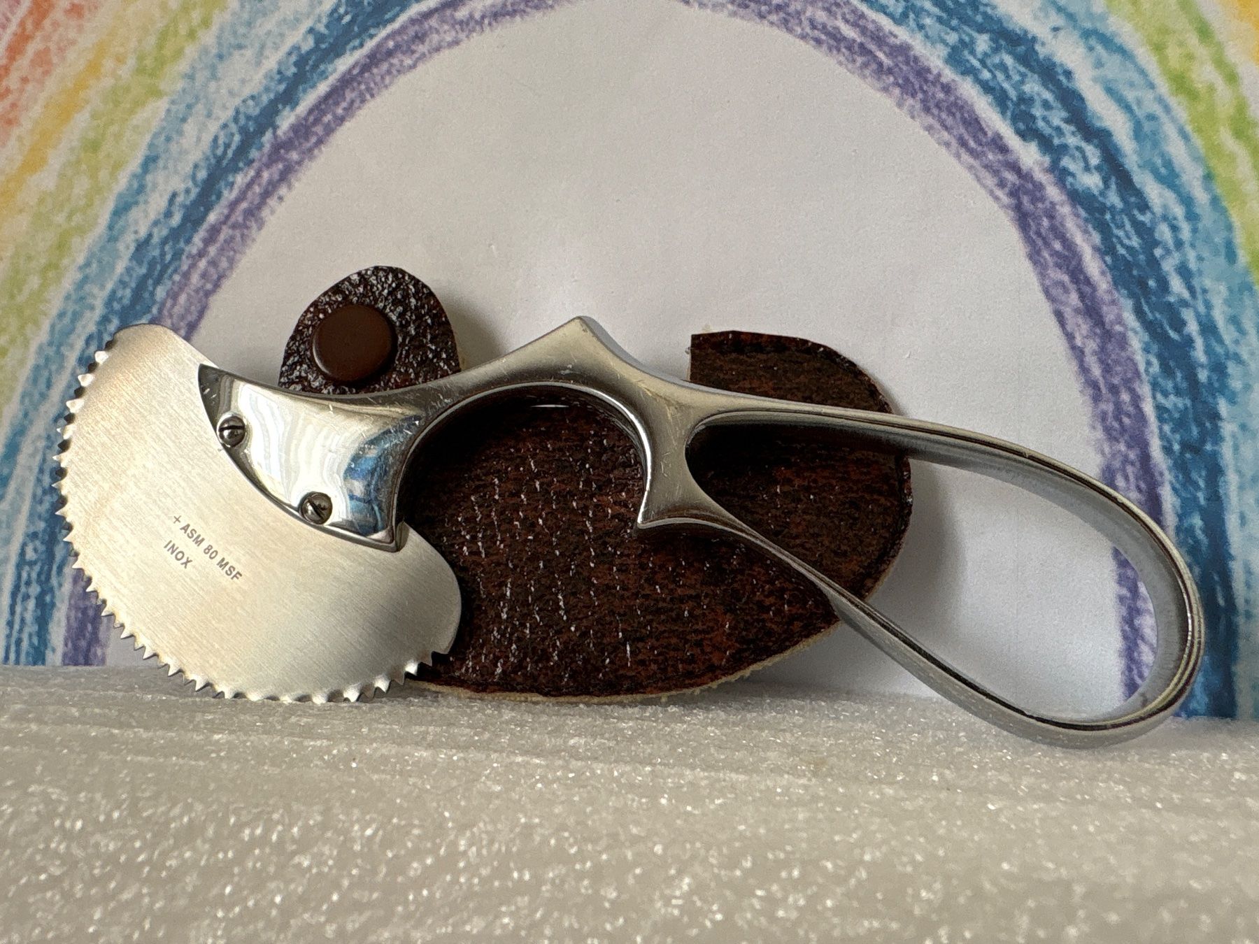 Couteaux de cuisine: Käsemesser mit Hülle - Edelstahl rostfrei – D'occasion à Andwil SG par Rainboli
