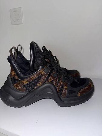Neuwertige LV Archlight Sneakers