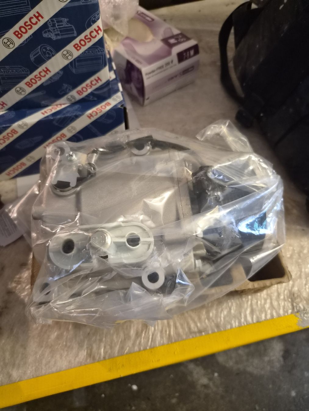 Tutti pezzi di ricambio auto: Ridex klimakompressor für ford/mazda – Nuovo e nell'imballaggio originale da weesen venduto da haemmerliroman15
