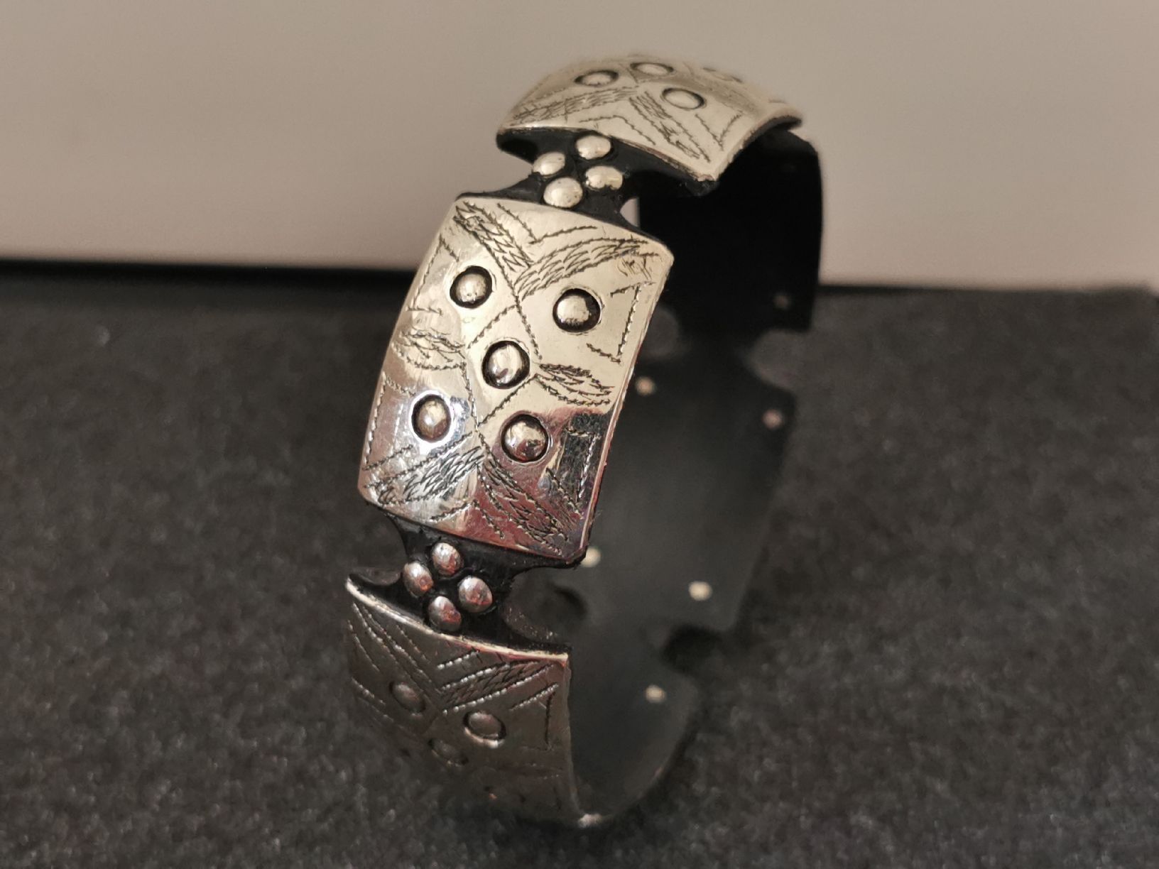 Armbänder & -reifen: Armband mit Silber  – Neu und originalverpackt aus Schlieren von vlalif 1