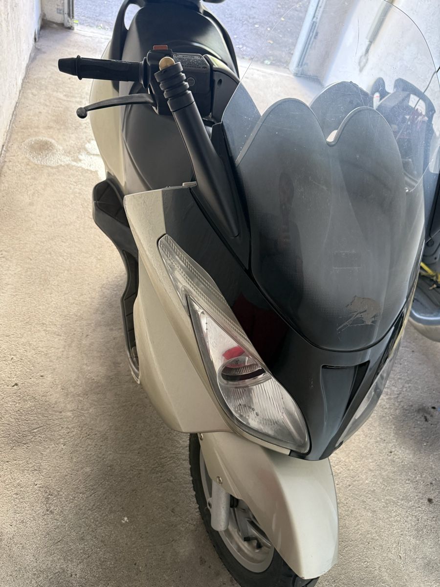 Aprilia Scooters: Aprilia Atlantic 125 – D'occasion à Rüti ZH par ES95 1