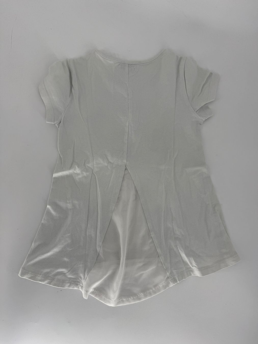 Camicette, T-shirt & Top: Shirt von OVS Gr. 122 – Usato da Auenstein venduto da moin. 1