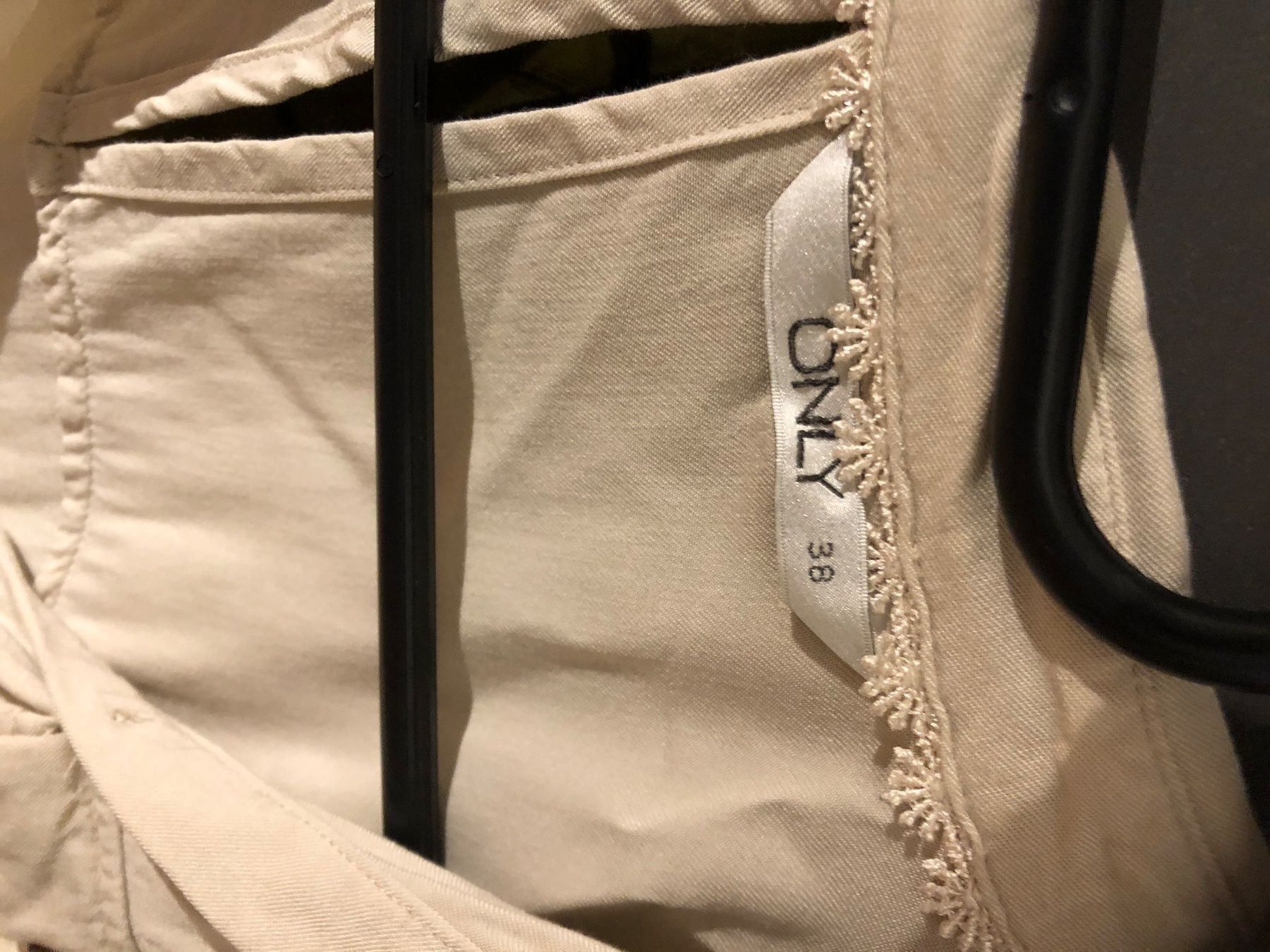 Blusen: Bluse Only Grösse 38 – Gebraucht aus Lupsingen von sta_wgg5 4