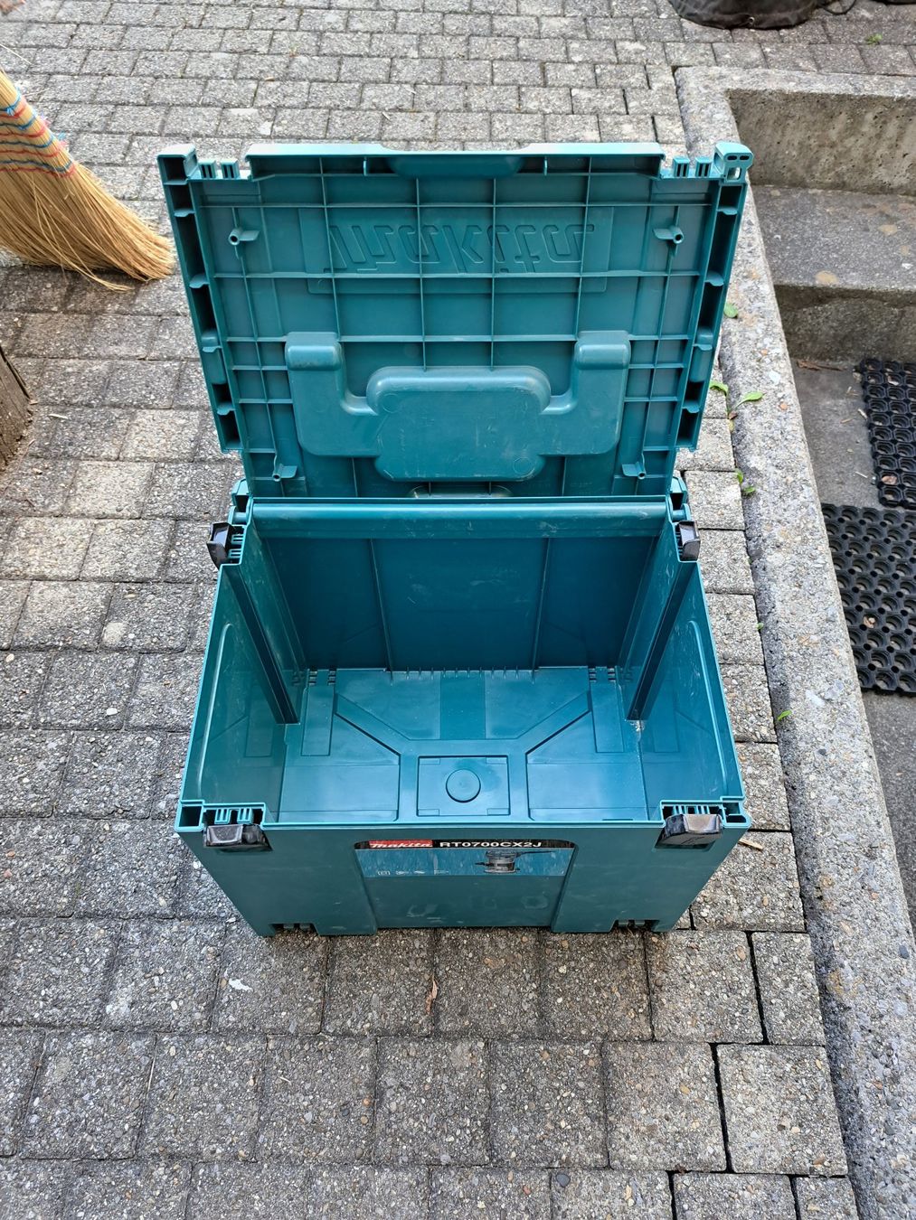 Alle Werkzeuge: Makita Makpac Systainer 2 Koffer – Gebraucht aus Matzingen von  1