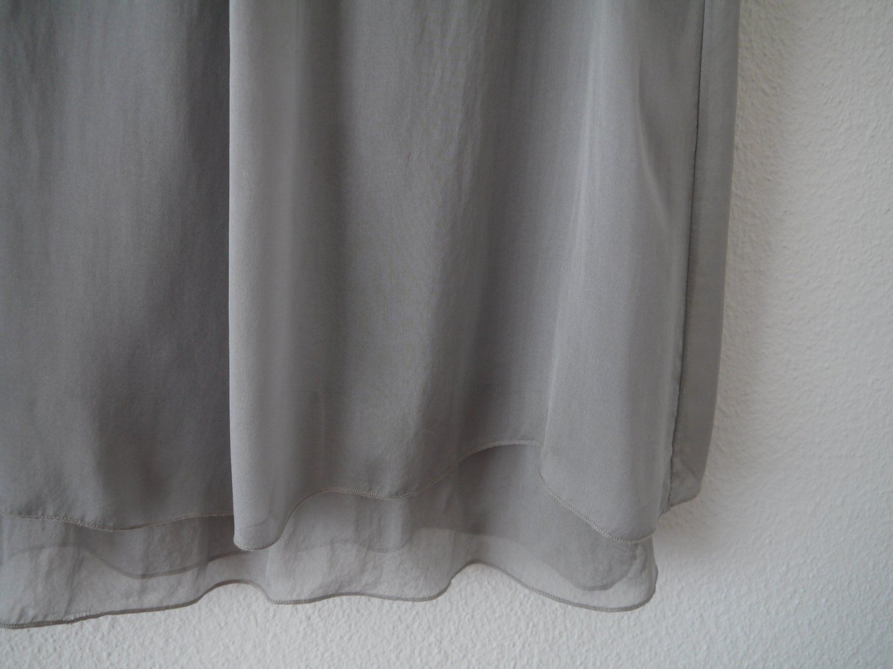 Hallhuber Camicette: HALLHUBER Bluse aus 100% Seide Gr.40 – Usato da Hagendorn venduto da Blaf 2