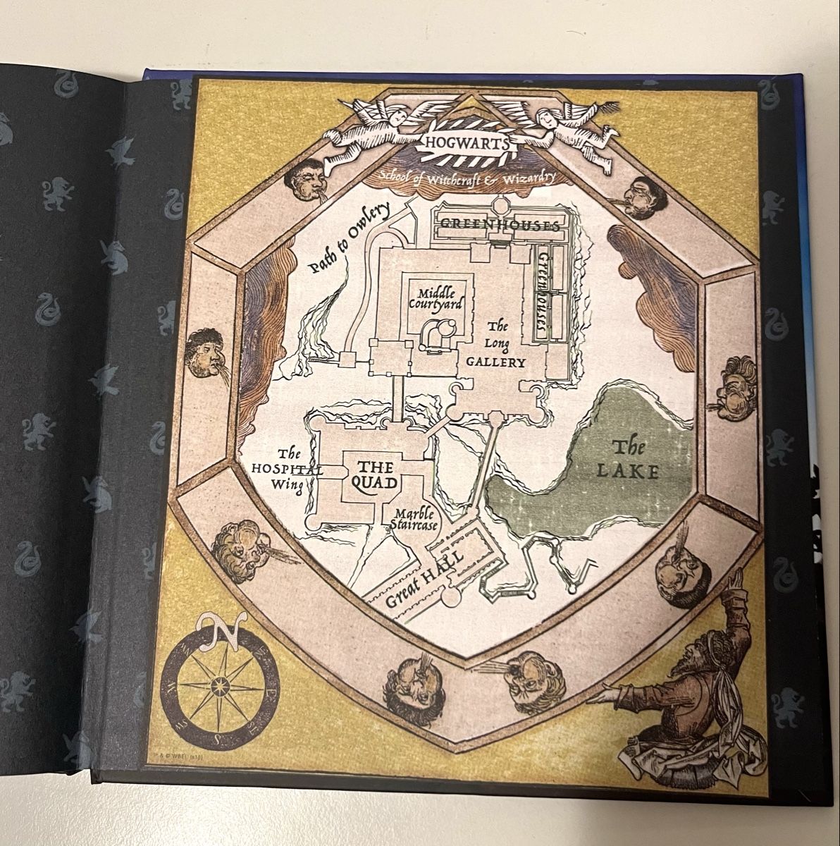 Libri: Hogwarts Filmbuch mit vielen Extras – Nuovo e nell'imballaggio originale da Winterthur venduto da emma_zw 2