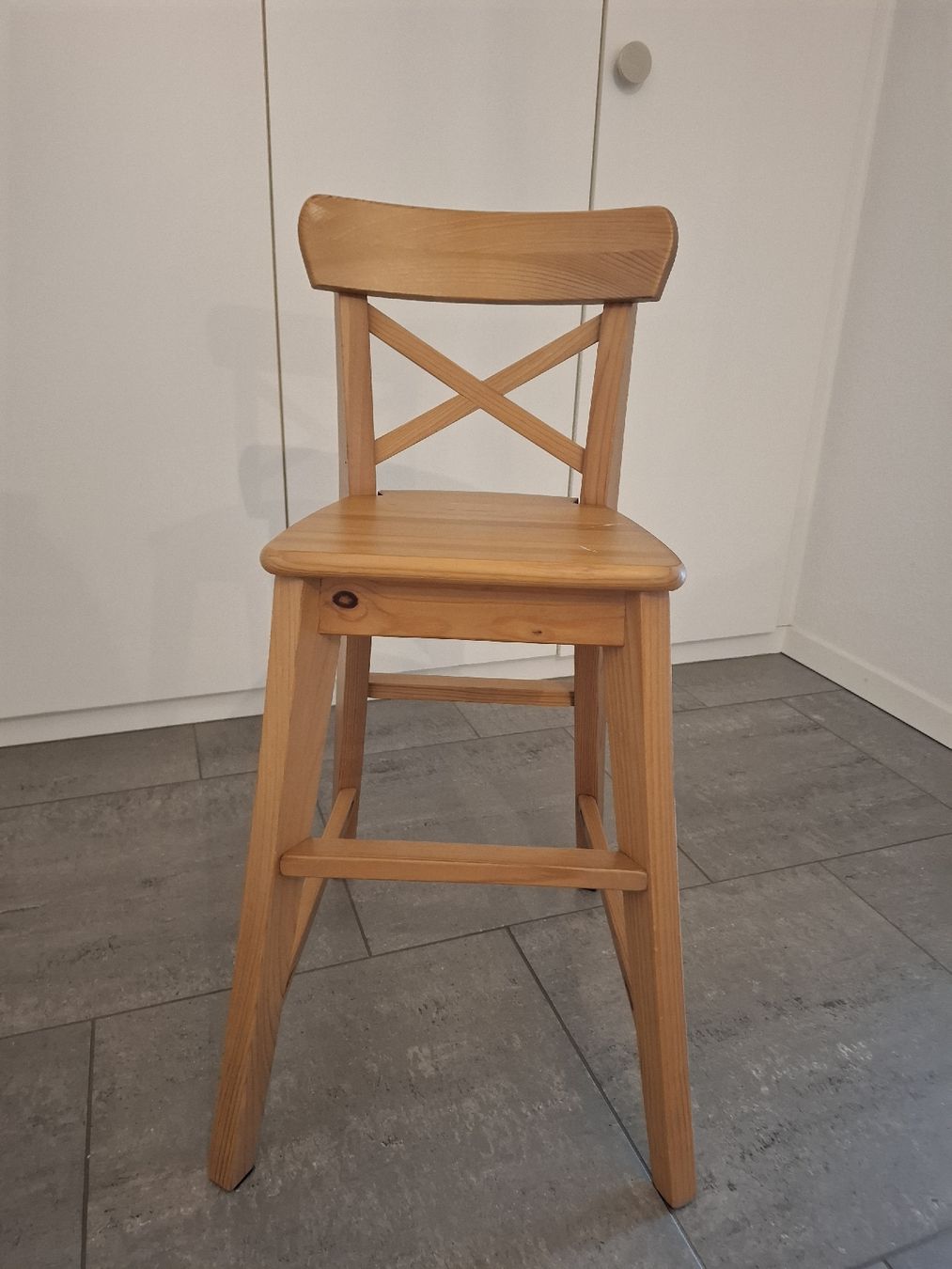 Ikea Chaises hautes: Kinderhochstuhl IKEA – D'occasion à Binningen par npr_6f96 1