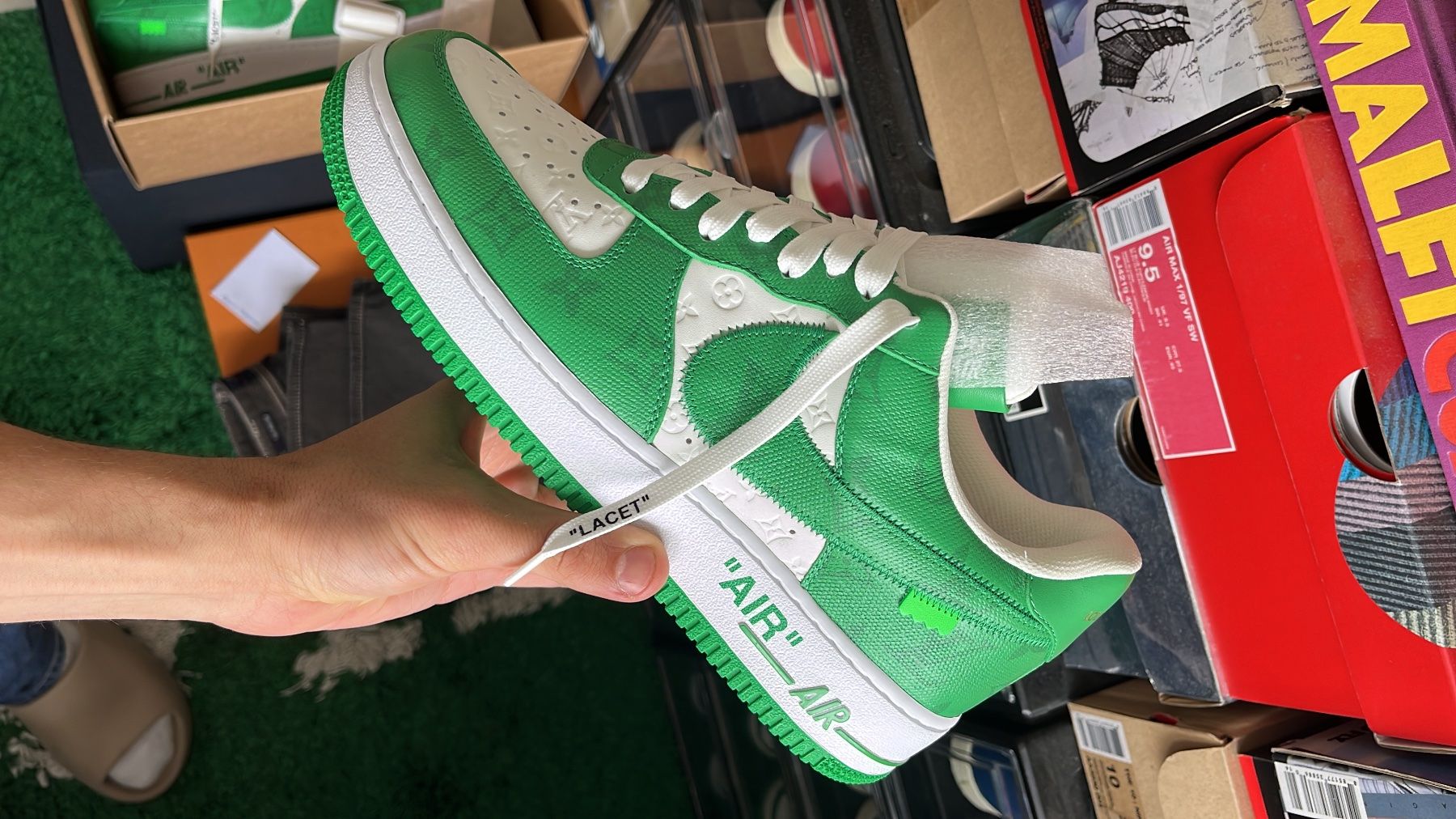 Louis Vuitton Chaussures hommes: Air Force 1 Louis Vuitton – Neuf avec emballage d'origine à Genève par 3M_JR 2