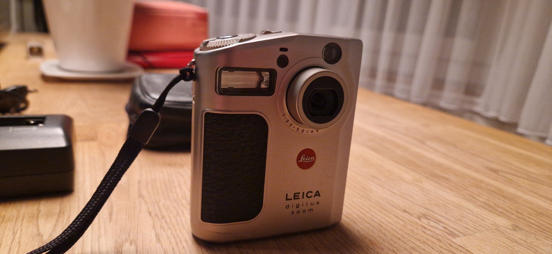 Leica Fotocamera: Leica Digitalkamera mit Zubehör! – Usato da Zürich venduto da Lina049 5