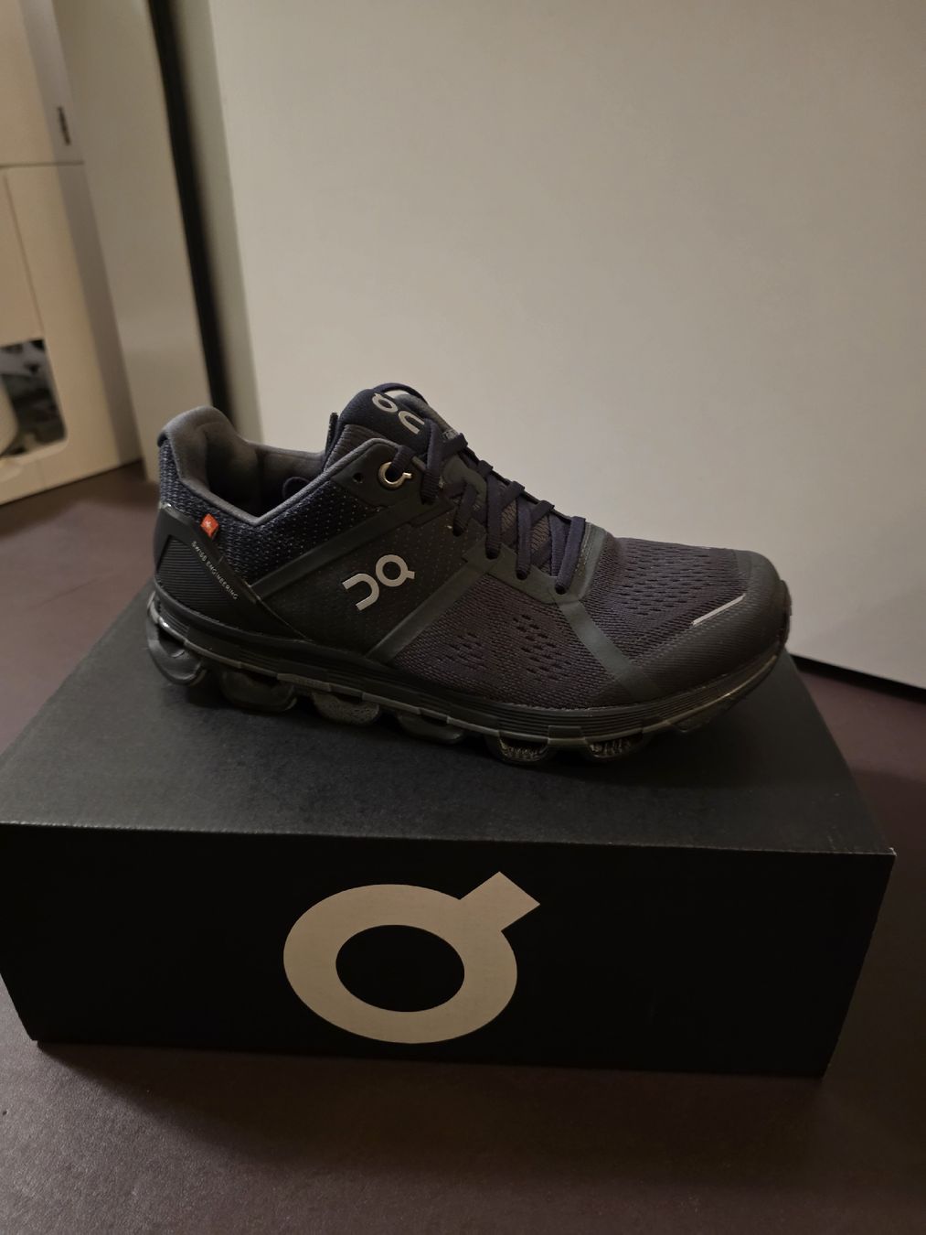On Scarpe da uomo: On Cloudace Laufschuhe, Grösse 37.5, Neu – Nuovo e nell'imballaggio originale da Zürich venduto da qer_2t8q 3