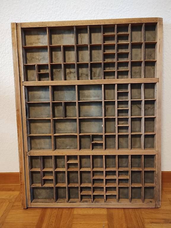 Étagères: Antiker Setzkasten – D'occasion à Fribourg par Kitty2285 1