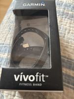 Garmin Vivofit Fitness Band avec accessoires et boite
