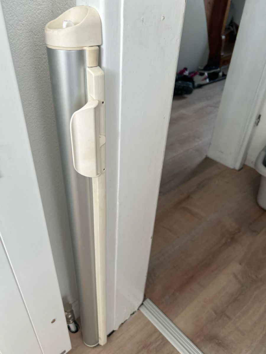 Tutto per la sicurezza: KiddyGuard Accent Rolloway Treppengitter Kleinkind Sicherhei – Usato da Schaffhausen venduto da Foensi2000 1