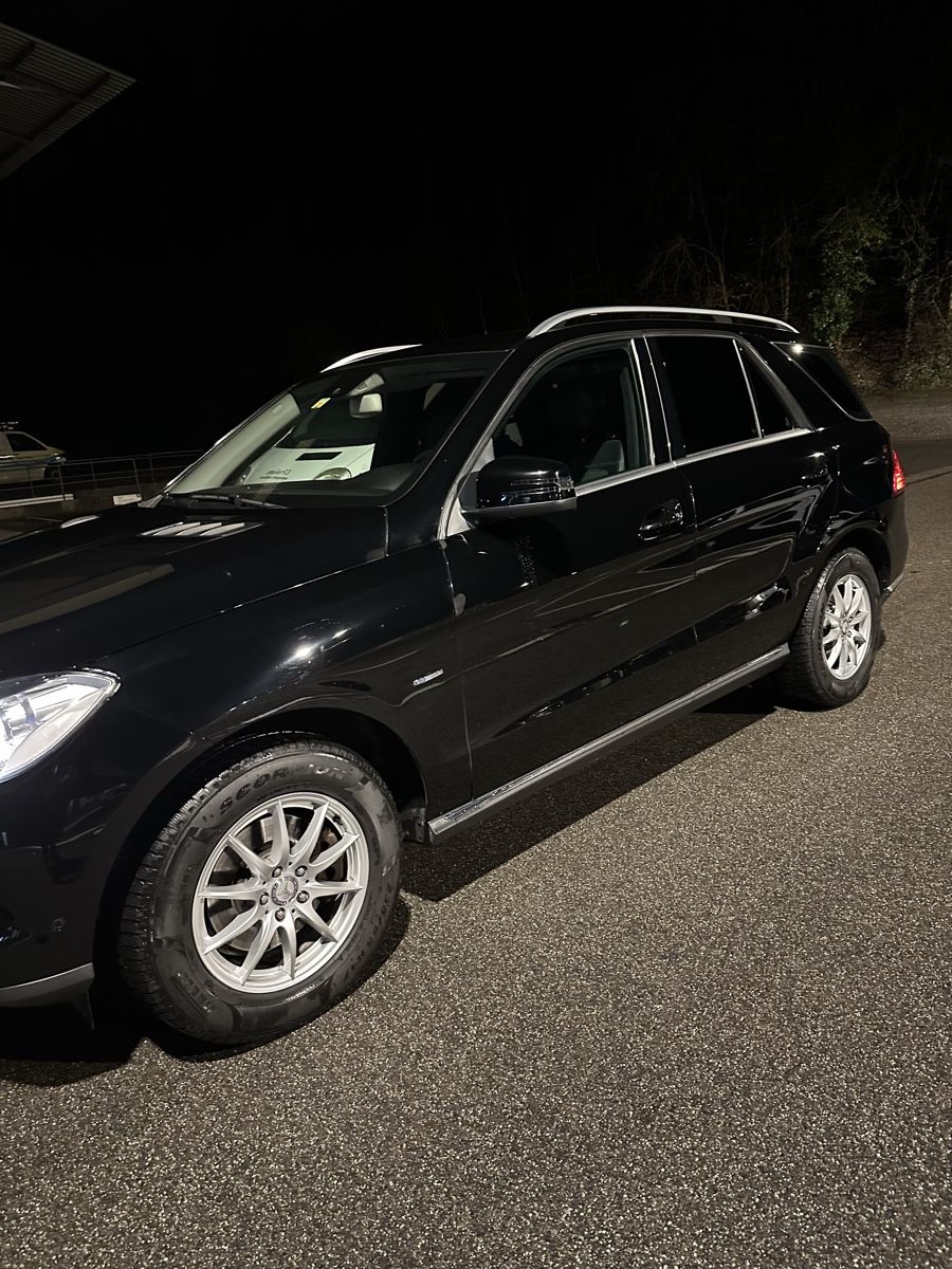 Mercedes-Benz Autos: Mercedes Benz ML 250 BlueTEC – Gebraucht aus Pratteln von Rare-Shop 2