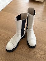 Boots von Stuart Weitzman 