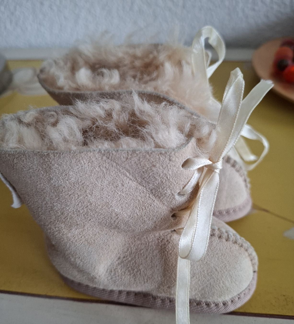 Ugg Scarpe per ragazzi: UGG Lammfell babyschuhe – Nuovo (secondo la descrizione) da Bern venduto da Ayurveda90 1