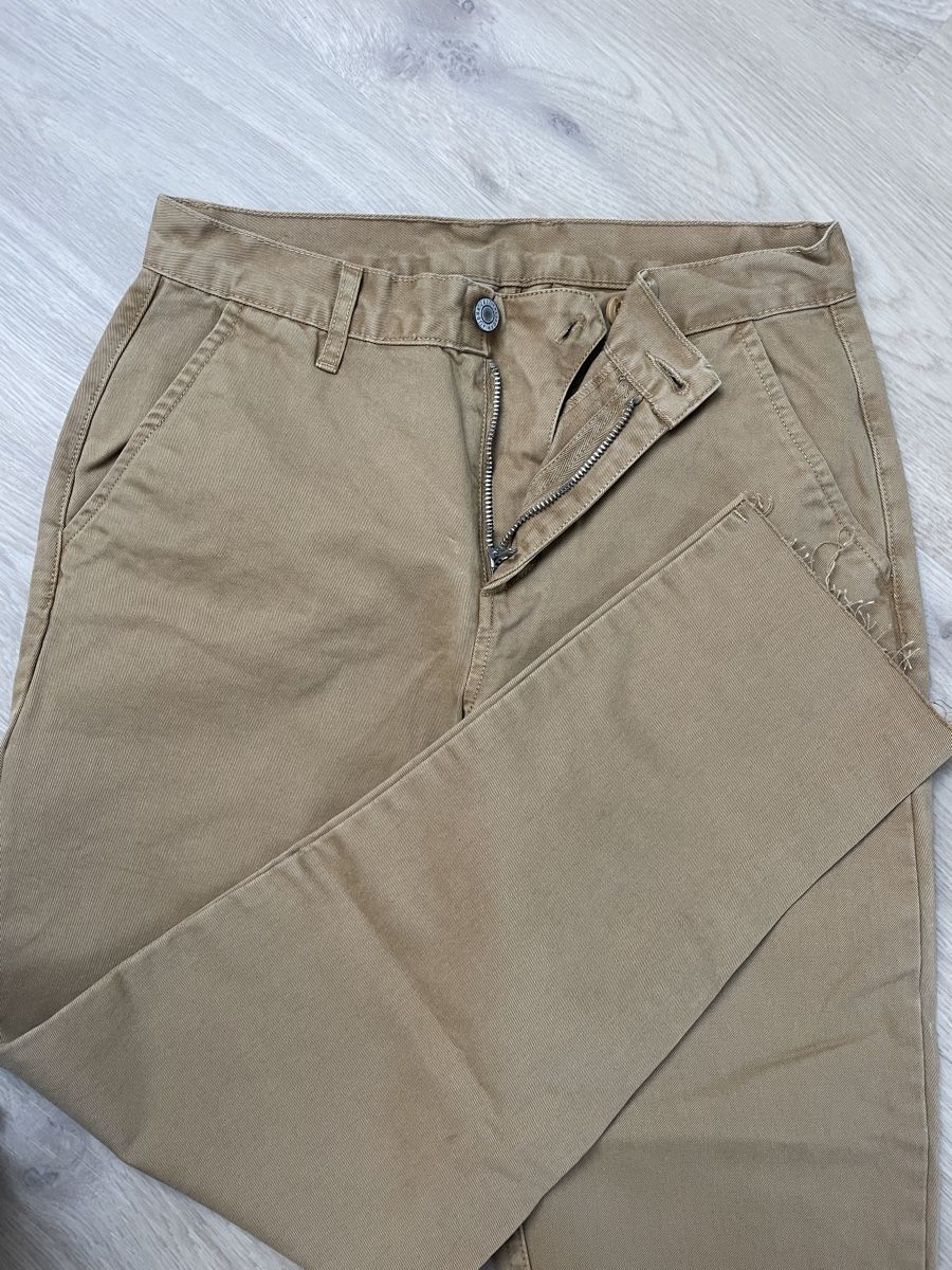 Brandy Melville Pantaloni: Stylish Chinos Trousers – Nuovo (secondo la descrizione) da Birmensdorf ZH venduto da Samantha_07