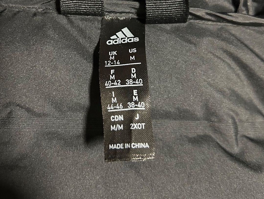 Adidas Giacche: Adidas Jacke – Nuovo (secondo la descrizione) da Münchenbuchsee venduto da LP_Store 2