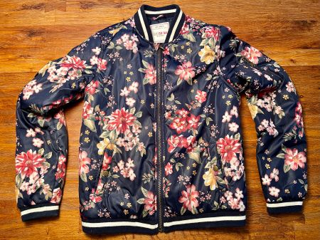 schöne, leichte Jacke Gr. 158/164
