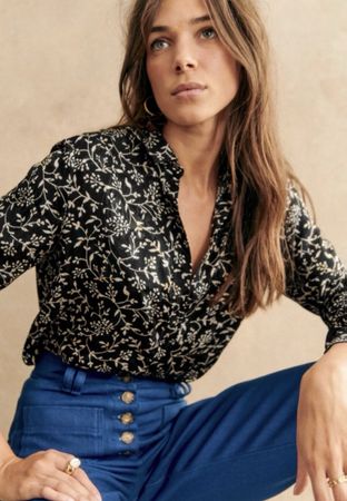 Sézane ANN Bluse – Two-Tone Schwarz Blumenprint – Gr. 4