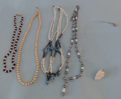 5 diverse Ketten