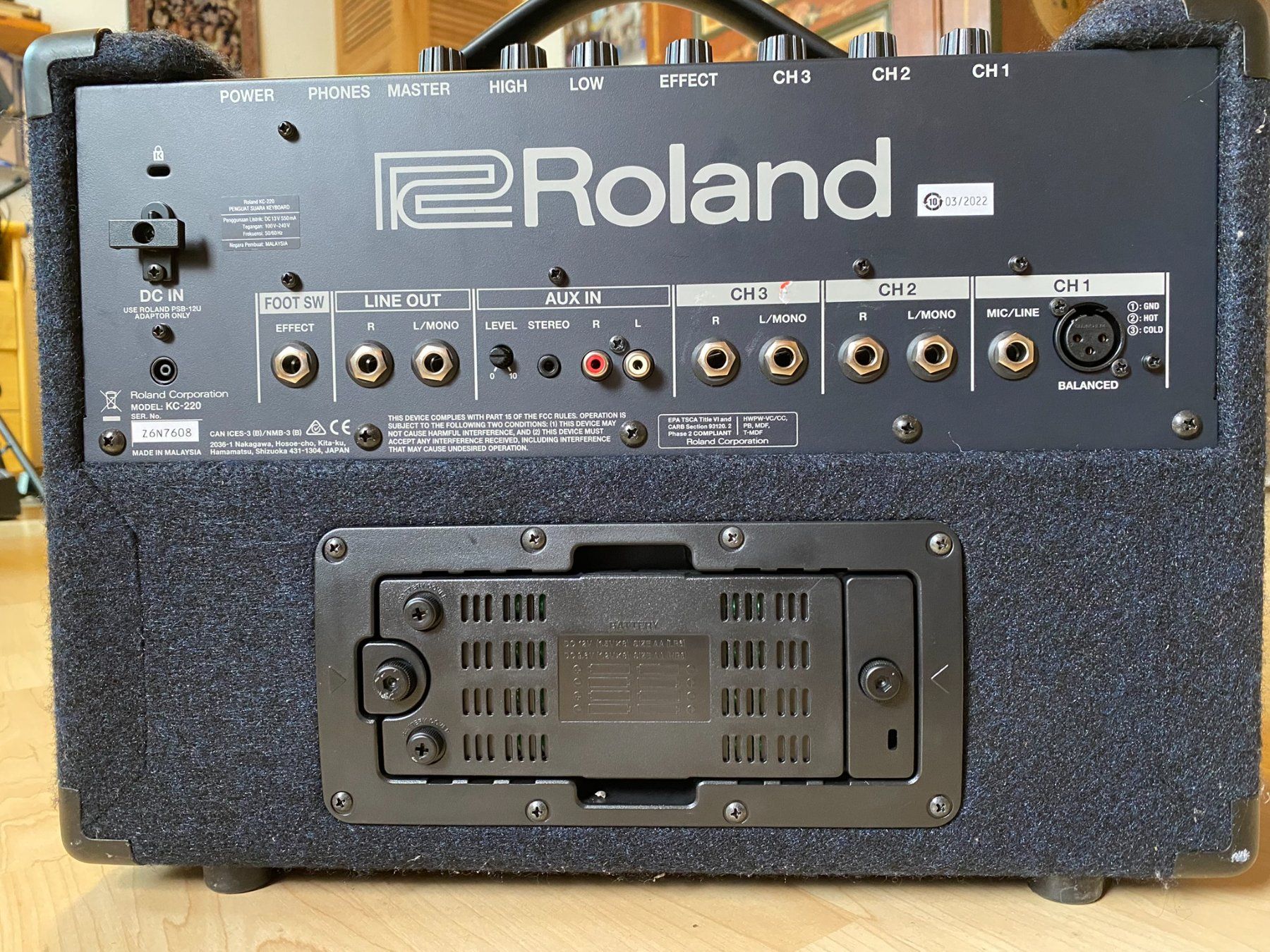 Roland Amplificatori: Roland Keyboard Verstärker – Usato da Kradolf venduto da Mucki 2