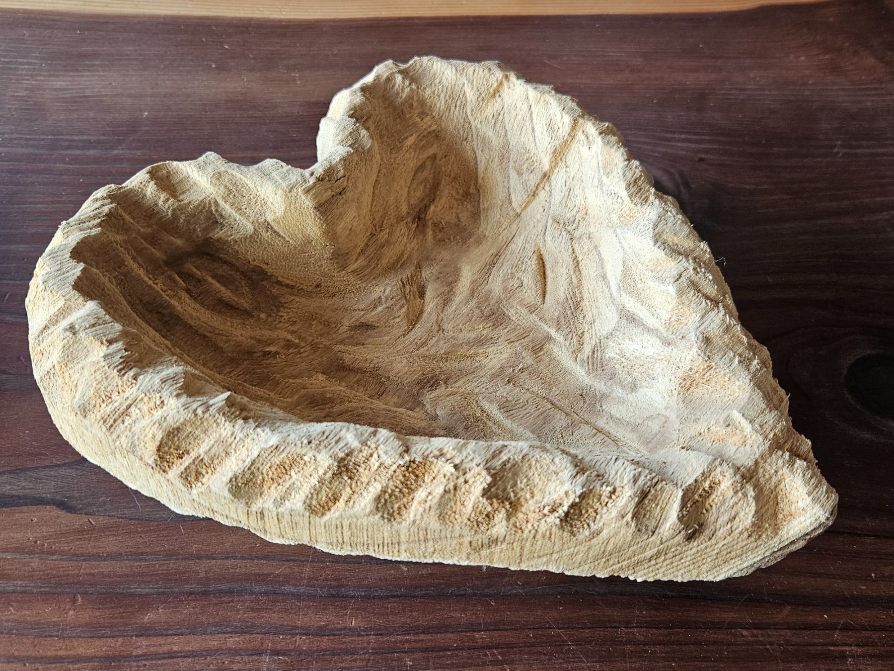 Ciotole: Holzschale in Herzform – Nuovo (secondo la descrizione) da Maseltrangen venduto da Chrusli7