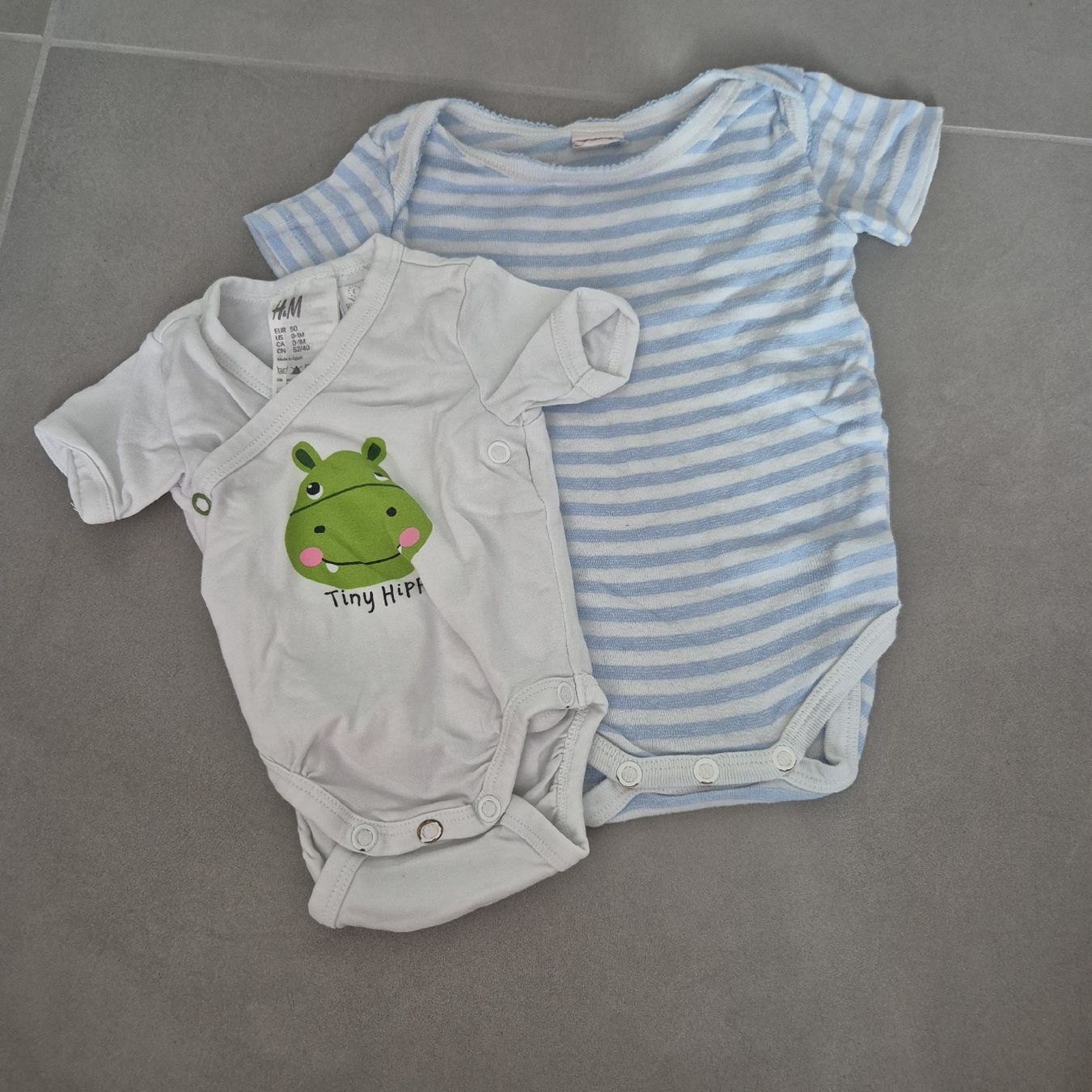 Lotti & Set di vestiti: Babybodys Paket Grösse 50 – Usato da Weinfelden venduto da klein_suess_kompakt 3