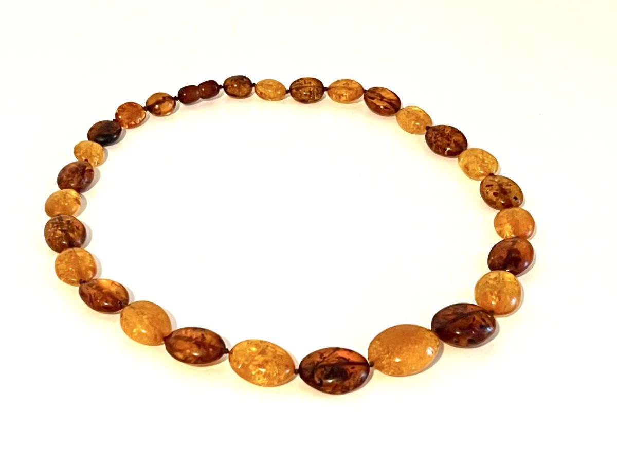 Ketten: Baltic Amber Necklace – Neu und originalverpackt aus Rüschlikon von ThereseJewelryDesign 2