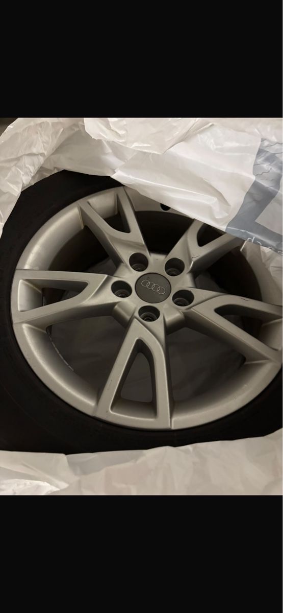 Audi Pneus & Kompletträder: Audi Winterradsatz – Gebraucht aus Laufen von lar_pys5 2