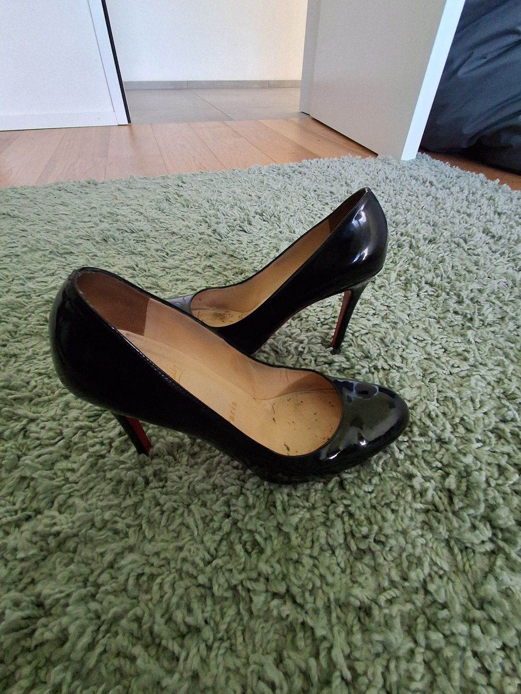 Christian Louboutin Damenschuhe: Chaussures à talon Louboutin – Gebraucht aus Marly von pil_hgx5 1