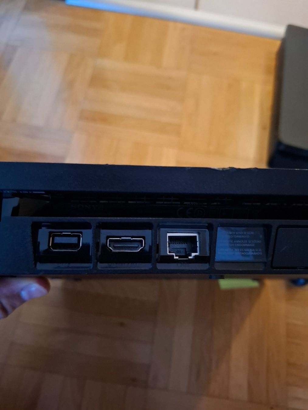 Sony Console: PS 4 Slim 2 Stk mit Zubehör – Usato da Gipf-Oberfrick venduto da Konsolen_Colin 1