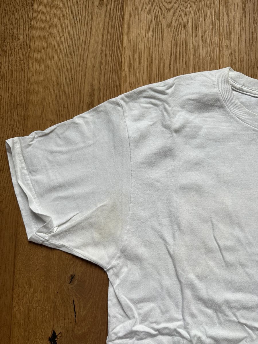 Hässig T-shirt: Hässig T-Shirt – Usato da Düdingen venduto da kleidungsmarktplatz 4