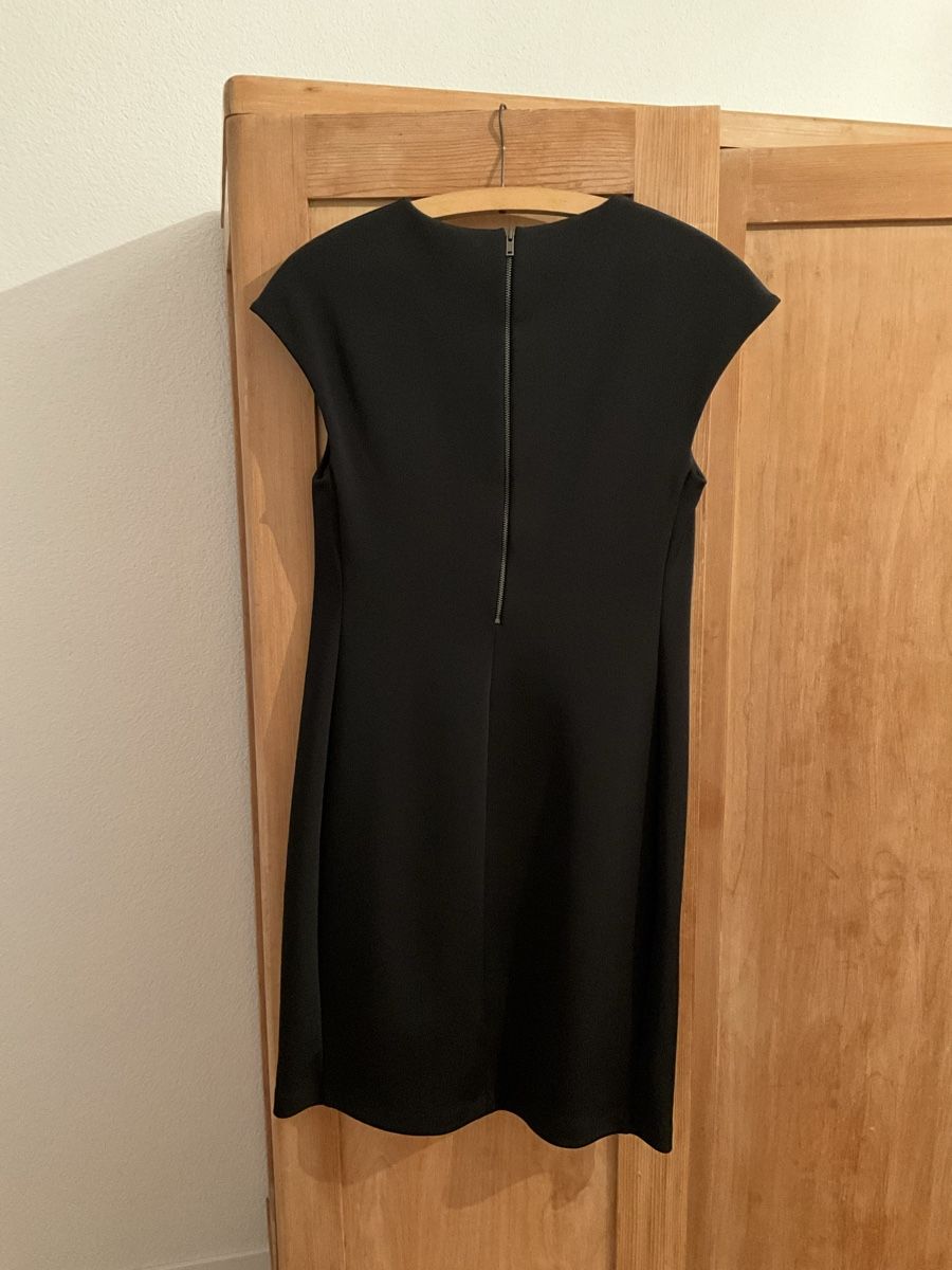 Cos Kleider: COS - Freizeitkleid – Neu (gemäss Beschreibung) aus Olten von flosflomarkt 2